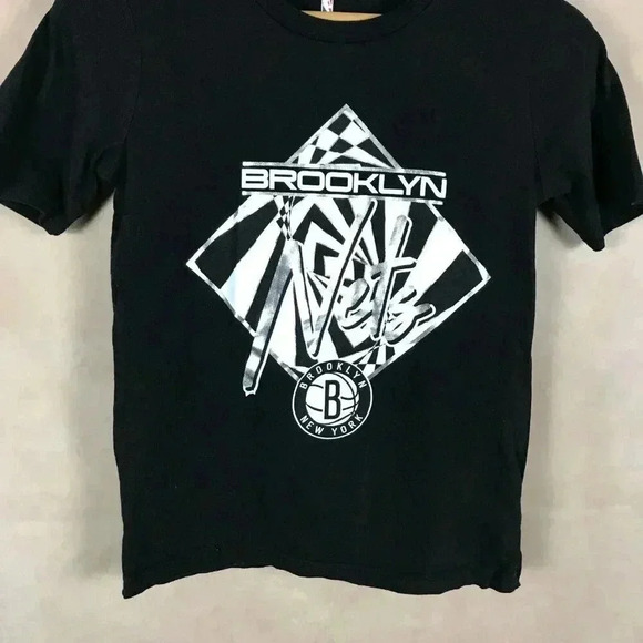 Kids NBA BROOKLYN NETS Black T-shirt Size Medium 10/12 - Picture 4 of 8